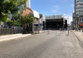 O palco esta instalado na rua Deodoro, com os fundos para o bairro do Alecrim.