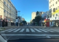 A avenida Rio Branco no centro de Natal deserta na sexta,-feira, 26 de março, com o comércio fechado.