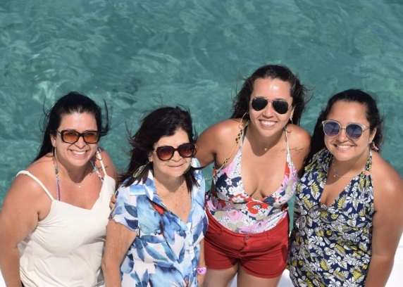 As paulistas de Taubaté, Beatriz, Rosana, Mariana e e Teresinha no passeio de Maracajaú