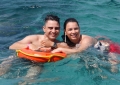 O casal Mariane e Michel, de São Paulo, no mergulho nos parrachos de Maracajaú. 