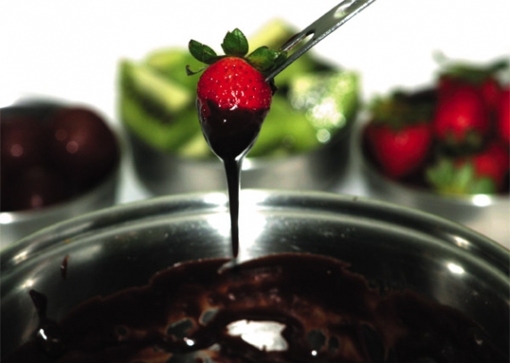 Fondue de chocolate com frutas